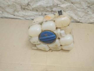 бачок расширительный Volkswagen Touareg 2 поколение 2012, 3.6 л., FSI, CGR, бензин, АКПП, серебро, внедорожник 5 дв., полный привод, 7P0121407