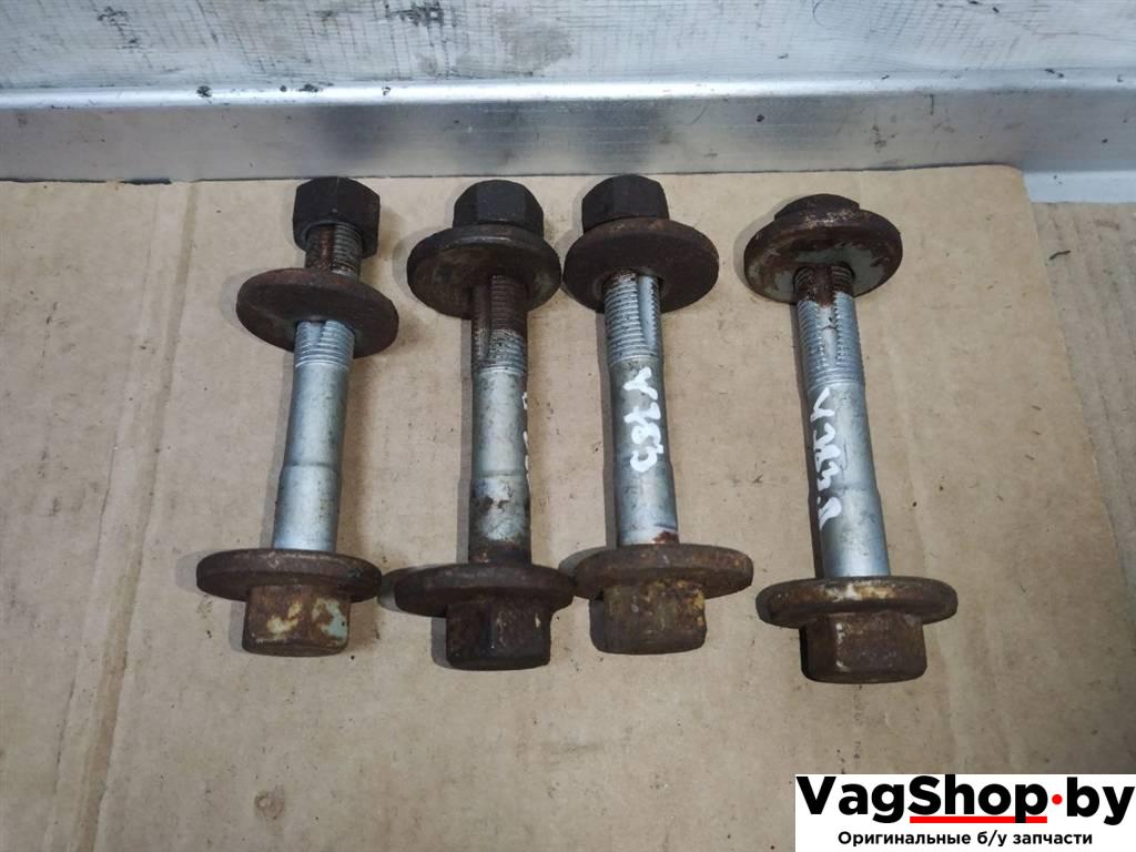 болт развальный Volkswagen Touareg 2 поколение 2012, 3.6 л., FSI, CGR, бензин, АКПП, серебро, внедорожник 5 дв., полный привод - фото №1