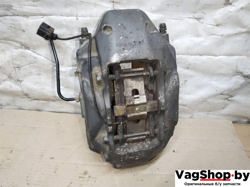 суппорт передний левый Volkswagen Touareg 2 поколение 2012, 3.6 л., FSI, CGR, бензин, АКПП, серебро, внедорожник 5 дв., полный привод - фото №1