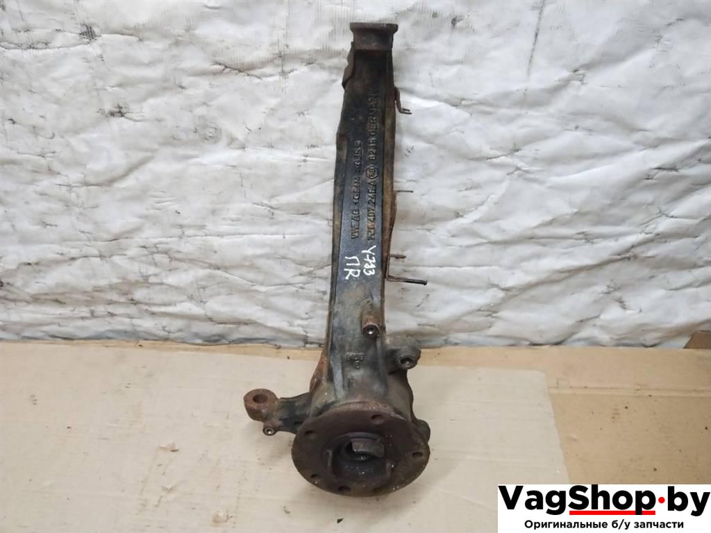 кулак поворотный правый Volkswagen Touareg 2 поколение 2012, 3.6 л., FSI, CGR, бензин, АКПП, серебро, внедорожник 5 дв., полный привод, 7P6407246A - фото №1