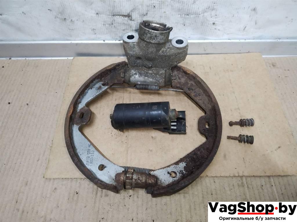 электроручник Volkswagen Touareg 2 поколение 2012, 3.6 л., FSI, CGR, бензин, АКПП, серебро, внедорожник 5 дв., полный привод, 7P0609616 - фото №1