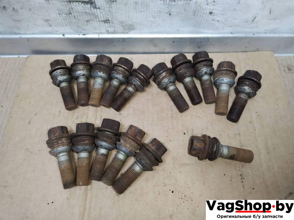 болт колесный Volkswagen Touareg 2 поколение 2012, 3.6 л., FSI, CGR, бензин, АКПП, серебро, внедорожник 5 дв., полный привод - фото №1