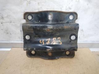 кронштейн (крепление) Volkswagen Touareg 2 поколение 2012, 3.6 л., FSI, CGR, бензин, АКПП, серебро, внедорожник 5 дв., полный привод