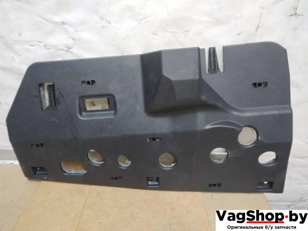 накладка на торпедо (консоль) Volkswagen Touareg 2 поколение 2012, 3.6 л., FSI, CGR, бензин, АКПП, серебро, внедорожник 5 дв., полный привод, 7P1863082, 7P1863098 - фото №1