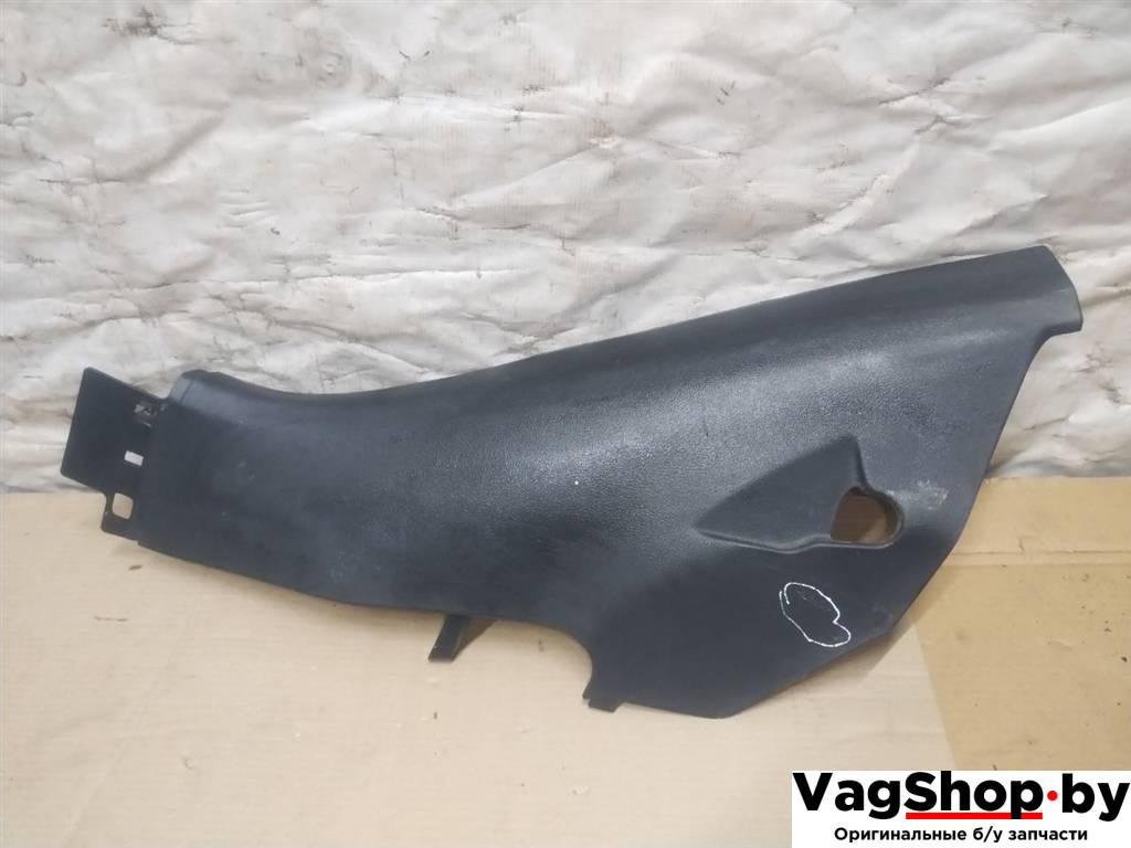 обшивка стойки задней левой Volkswagen Touareg 2 поколение 2012, 3.6 л., FSI, CGR, бензин, АКПП, серебро, внедорожник 5 дв., полный привод, 7P0867765C - фото №1