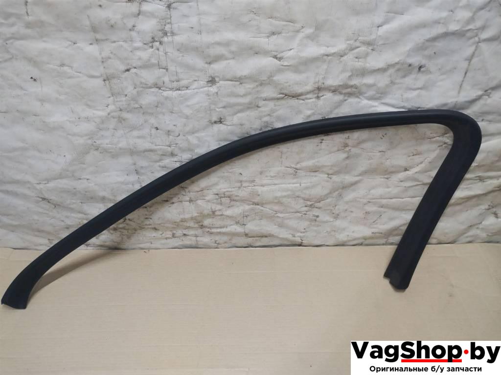 молдинг двери передней правой Volkswagen Touareg 2 поколение 2012, 3.6 л., FSI, CGR, бензин, АКПП, серебро, внедорожник 5 дв., полный привод, 7P0867672A - фото №1