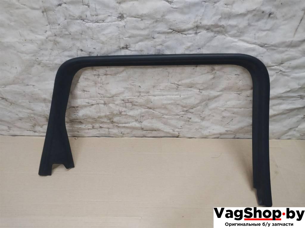 молдинг двери задней левой Volkswagen Touareg 2 поколение 2012, 3.6 л., FSI, CGR, бензин, АКПП, серебро, внедорожник 5 дв., полный привод, 7P0867685, 7P6867685 - фото №1