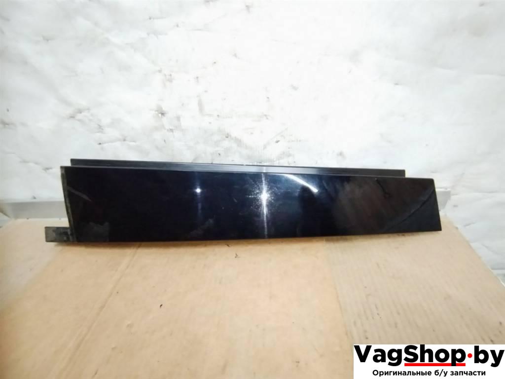 молдинг двери задней левой Volkswagen Touareg 2 поколение 2012, 3.6 л., FSI, CGR, бензин, АКПП, серебро, внедорожник 5 дв., полный привод, 7P6839901D - фото №1