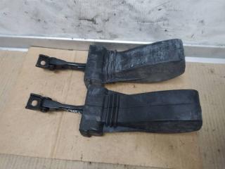 ограничитель открывания двери Volkswagen Touareg 2 поколение 2012, 3.6 л., FSI, CGR, бензин, АКПП, серебро, внедорожник 5 дв., полный привод, 7P0837249B