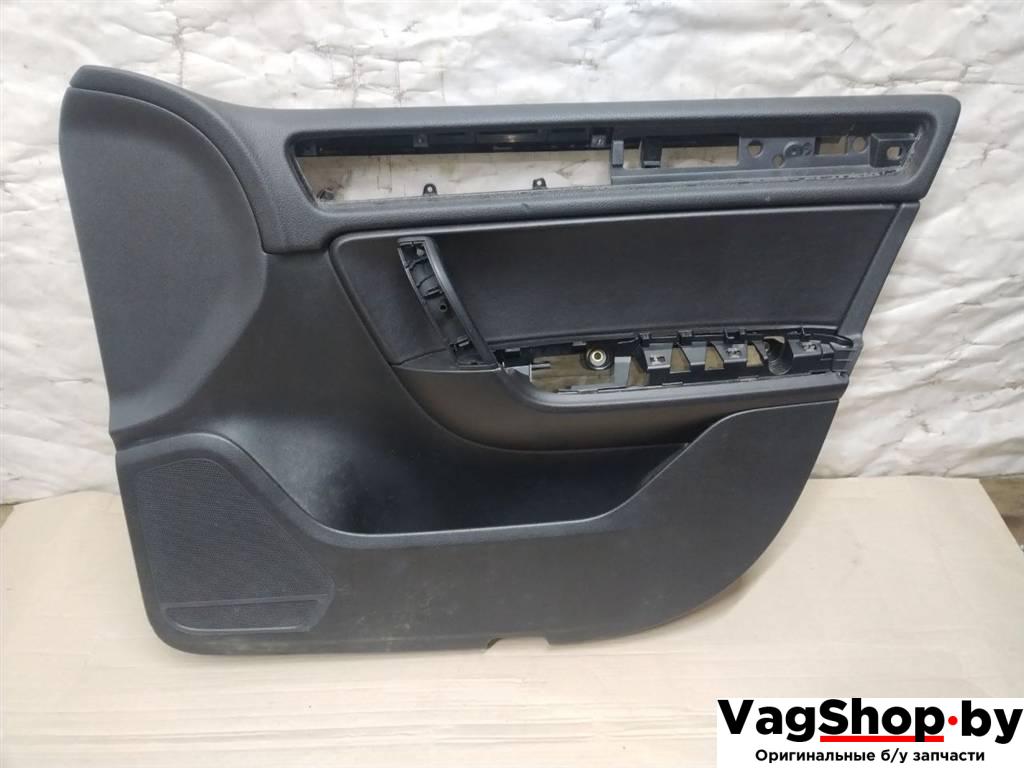 обшивка двери передняя правая Volkswagen Touareg 2 поколение 2012, 3.6 л., FSI, CGR, бензин, АКПП, серебро, внедорожник 5 дв., полный привод - фото №1