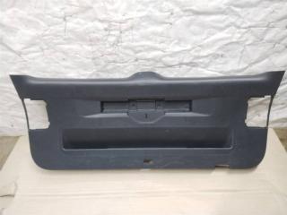 обшивка крышки багажника Volkswagen Touareg 2 поколение 2012, 3.6 л., FSI, CGR, бензин, АКПП, серебро, внедорожник 5 дв., полный привод, 7P6867601B82V