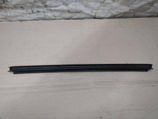 уплотнитель двери Volkswagen Touareg 2 поколение 2012, 3.6 л., FSI, CGR, бензин, АКПП, серебро, внедорожник 5 дв., полный привод, 7P0839471C