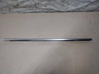 уплотнитель двери Volkswagen Touareg 2 поколение 2012, 3.6 л., FSI, CGR, бензин, АКПП, серебро, внедорожник 5 дв., полный привод, 7P0839475F7Z7