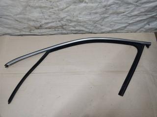 направляющая стекла Volkswagen Touareg 2 поколение 2012, 3.6 л., FSI, CGR, бензин, АКПП, серебро, внедорожник 5 дв., полный привод, 7P0837431H