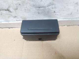 пепельница Volkswagen Touareg 2 поколение 2012, 3.6 л., FSI, CGR, бензин, АКПП, серебро, внедорожник 5 дв., полный привод, 4G8857405A