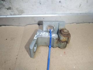 петля двери Volkswagen Touareg 2 поколение 2012, 3.6 л., FSI, CGR, бензин, АКПП, серебро, внедорожник 5 дв., полный привод, 8K0831401A