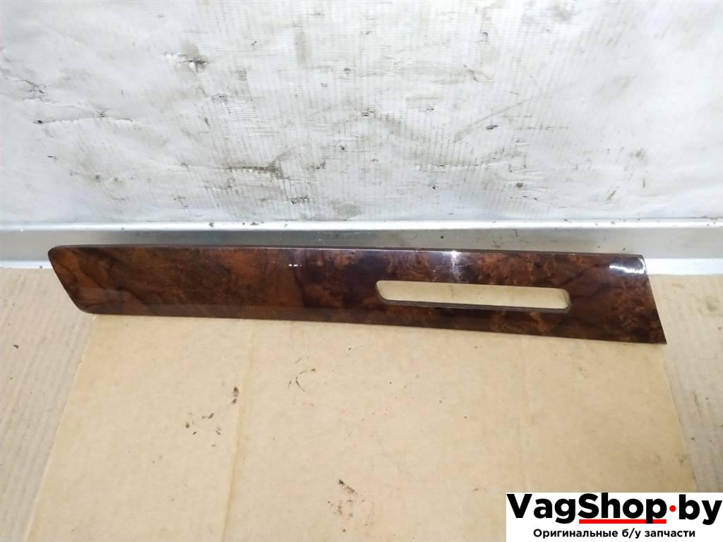 накладка декоративная Volkswagen Touareg 2 поколение 2012, 3.6 л., FSI, CGR, бензин, АКПП, серебро, внедорожник 5 дв., полный привод, 7P6867439FME1 - фото №1