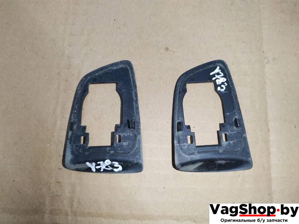 уплотнитель двери Volkswagen Touareg 2 поколение 2012, 3.6 л., FSI, CGR, бензин, АКПП, серебро, внедорожник 5 дв., полный привод, 1K8837088A - фото №1