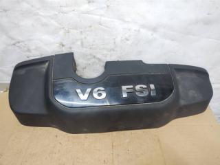 декоративная крышка двигателя Volkswagen Touareg 2 поколение 2012, 3.6 л., FSI, CGR, бензин, АКПП, серебро, внедорожник 5 дв., полный привод, 03H103925G