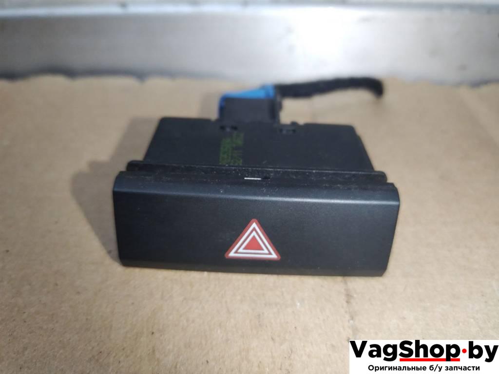 кнопка аварийной сигнализации Volkswagen Touareg 2 поколение 2012, 3.6 л., FSI, CGR, бензин, АКПП, серебро, внедорожник 5 дв., полный привод, 7P6953509A - фото №1