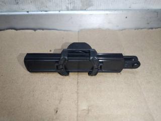 Амортизатор бардачка Volkswagen Touareg 2 поколение 2012, 3.6 л., FSI, CGR, бензин, АКПП, серебро, внедорожник 5 дв., полный привод, 7P6858309