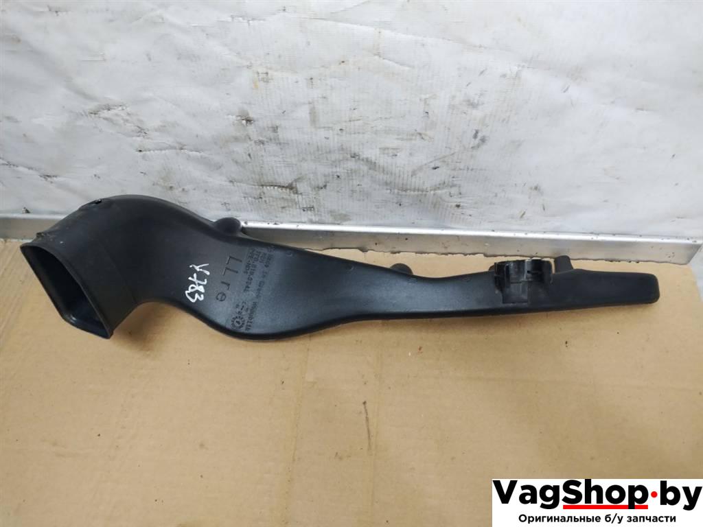 воздуховод Volkswagen Touareg 2 поколение 2012, 3.6 л., FSI, CGR, бензин, АКПП, серебро, внедорожник 5 дв., полный привод, 7P0819624B - фото №1