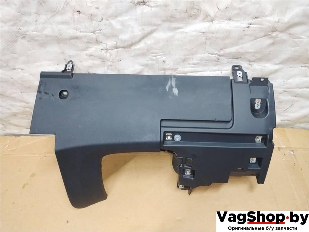 накладка декоративная Volkswagen Touareg 2 поколение 2012, 3.6 л., FSI, CGR, бензин, АКПП, серебро, внедорожник 5 дв., полный привод, 7P1858366M, 7P1858368 - фото №1