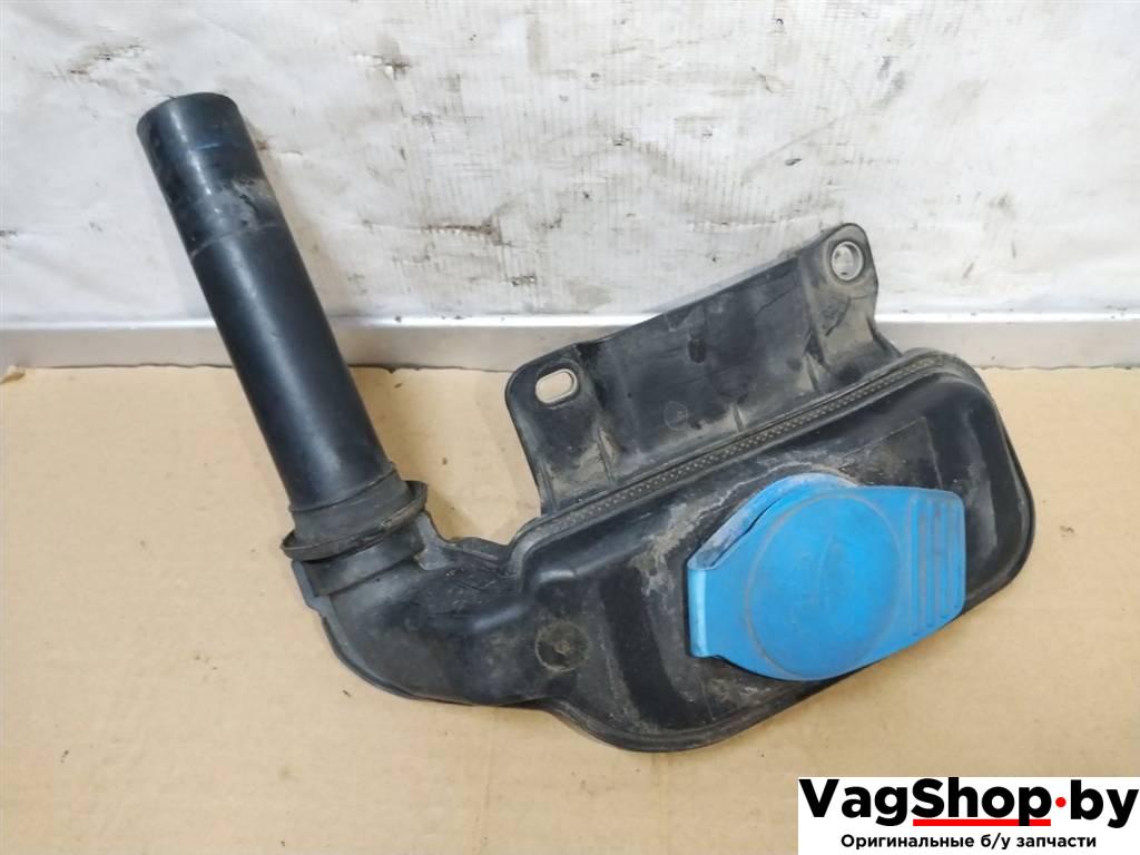 горловина бачка омывателя Audi Q5 8R 2011, 3.0 л., TDi, CCW, дизель, АКПП, серый, внедорожник 5 дв., полный привод, 1K0955455, 8R0955452 - фото №1