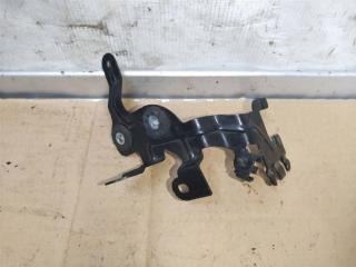 кронштейн (крепление) Volkswagen Caddy 3 поколение [рестайлинг] 2012, 2.0 л., TDi, CFH, дизель, МКПП, белый, минивэн, передний привод, 1T0906469C