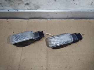 фонарь салона (плафон) Audi Q5 8R 2011, 3.0 л., TDi, CCW, дизель, АКПП, серый, внедорожник 5 дв., полный привод, 4B0947415A