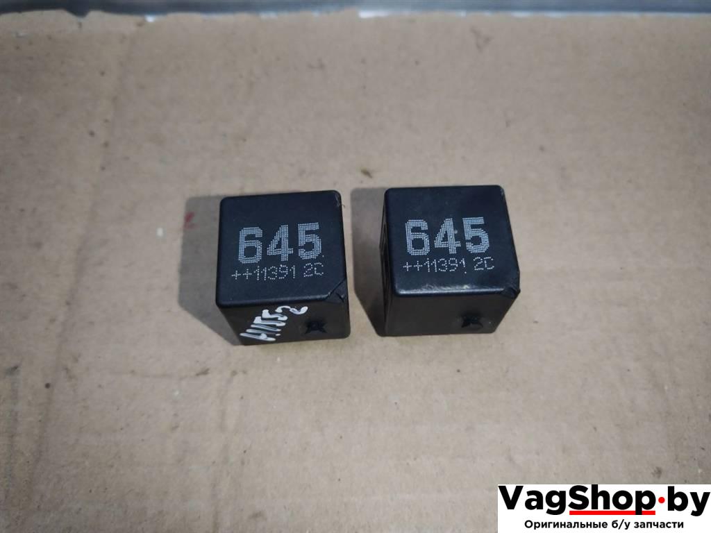 реле (прочие) Audi Q5 8R 2011, 3.0 л., TDi, CCW, дизель, АКПП, серый, внедорожник 5 дв., полный привод, 645, 4H0951253A - фото №1