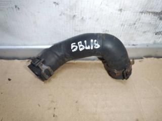 патрубок (трубопровод, шланг) Volkswagen Caddy 3 поколение [рестайлинг] 2012, 2.0 л., TDi, CFH, дизель, МКПП, белый, минивэн, передний привод