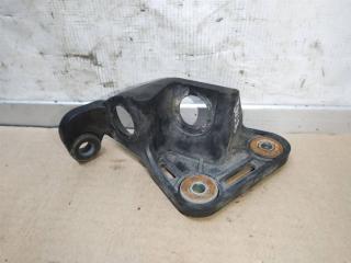 Кронштейн крепления троса КПП Volkswagen Caddy 3 поколение [рестайлинг] 2012, 2.0 л., TDi, CFH, дизель, МКПП, белый, минивэн, передний привод, 1K0711789J