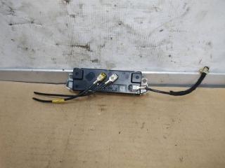 усилитель антенны Audi A4 B8/8K 2010, 2.7 л., TDi, CGK, дизель, МКПП, белый, седан, передний привод, 8K5035225AA