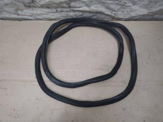 уплотнитель двери Audi A4 B8/8K 2010, 2.7 л., TDi, CGK, дизель, МКПП, белый, седан, передний привод, 8K5833721E