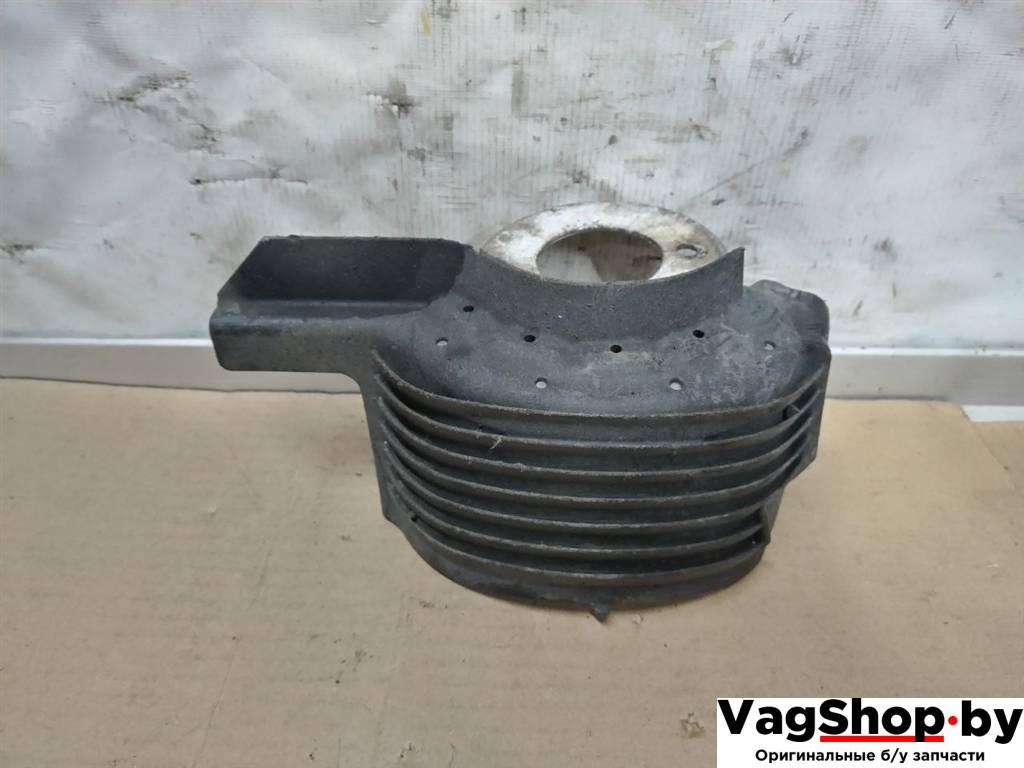 пыльник Audi A4 B8/8K 2010, 2.7 л., TDi, CGK, дизель, МКПП, белый, седан, передний привод, 8K0511539E - фото №1