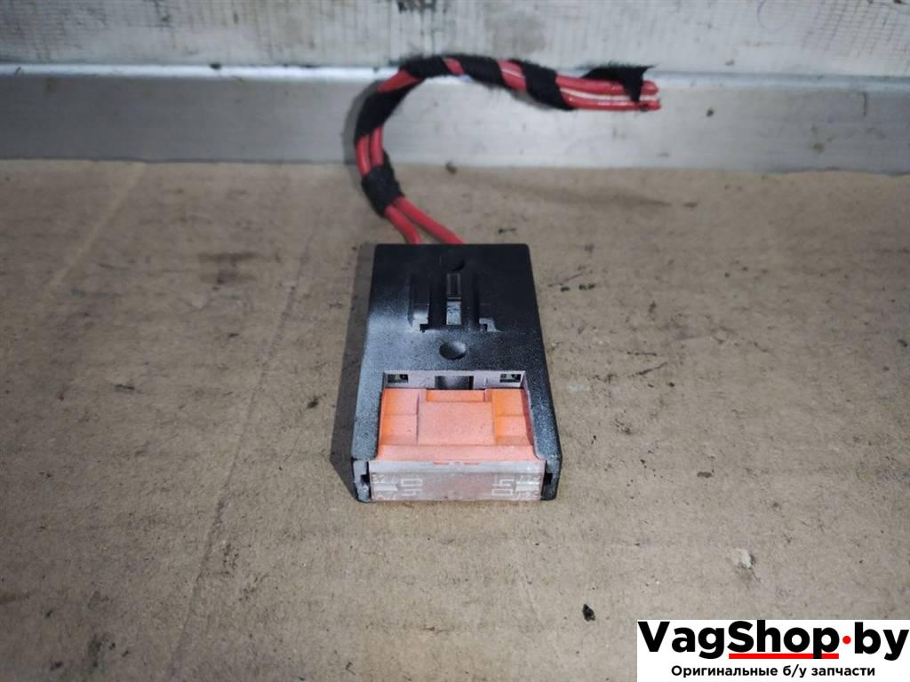 блок предохранителей Audi A4 B8/8K 2010, 2.7 л., TDi, CGK, дизель, МКПП, белый, седан, передний привод, 8A0937530 - фото №1