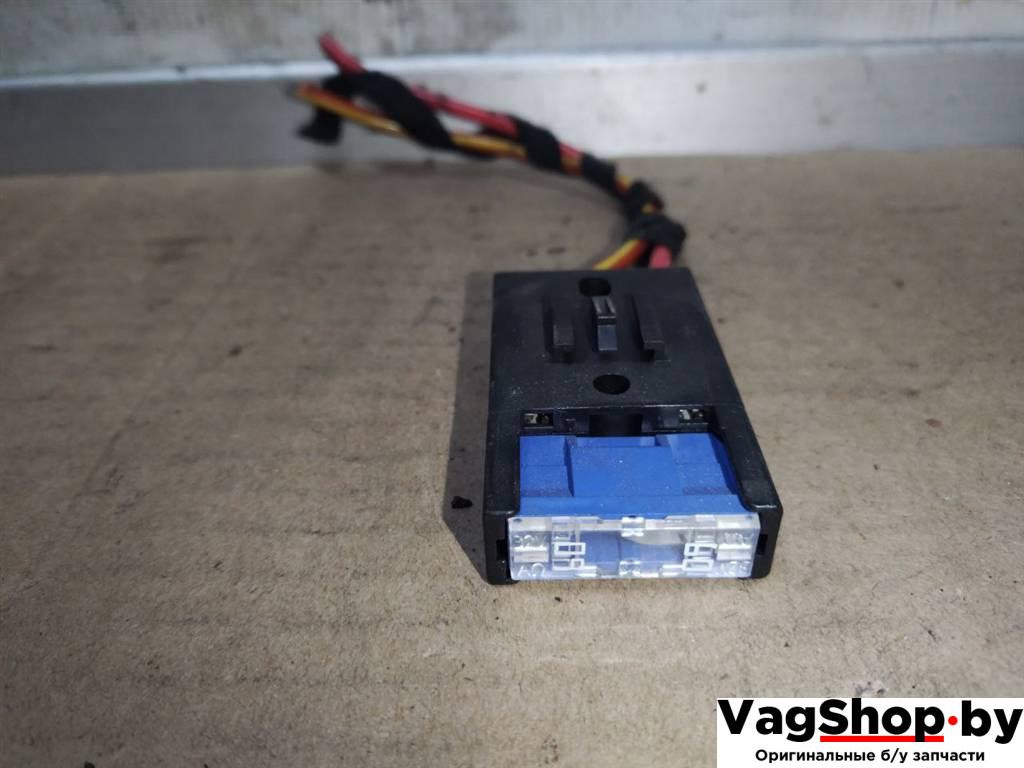 блок предохранителей Audi A4 B8/8K 2010, 2.7 л., TDi, CGK, дизель, МКПП, белый, седан, передний привод, 8A0937530 - фото №1