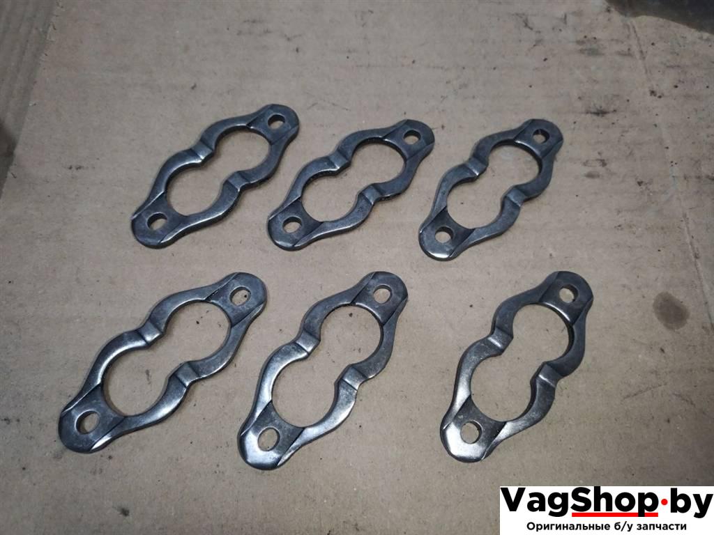 крепление форсунки Audi A4 B8/8K 2010, 2.7 л., TDi, CGK, дизель, МКПП, белый, седан, передний привод - фото №1