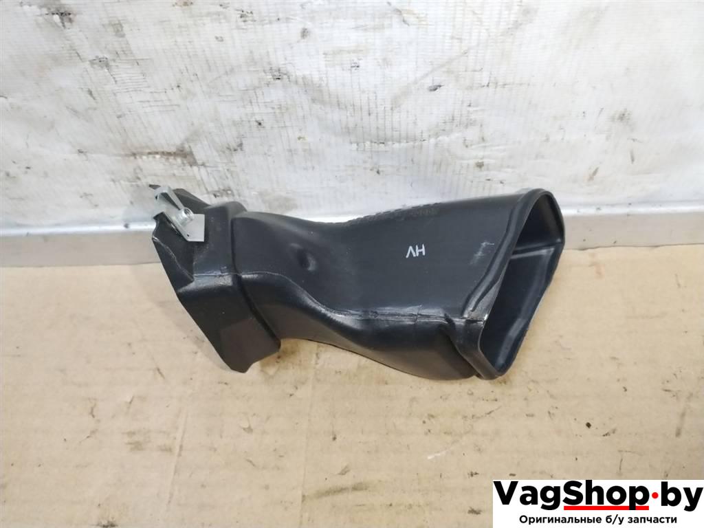 воздуховод Audi A4 B8/8K 2010, 2.7 л., TDi, CGK, дизель, МКПП, белый, седан, передний привод, 8T1819725 - фото №1