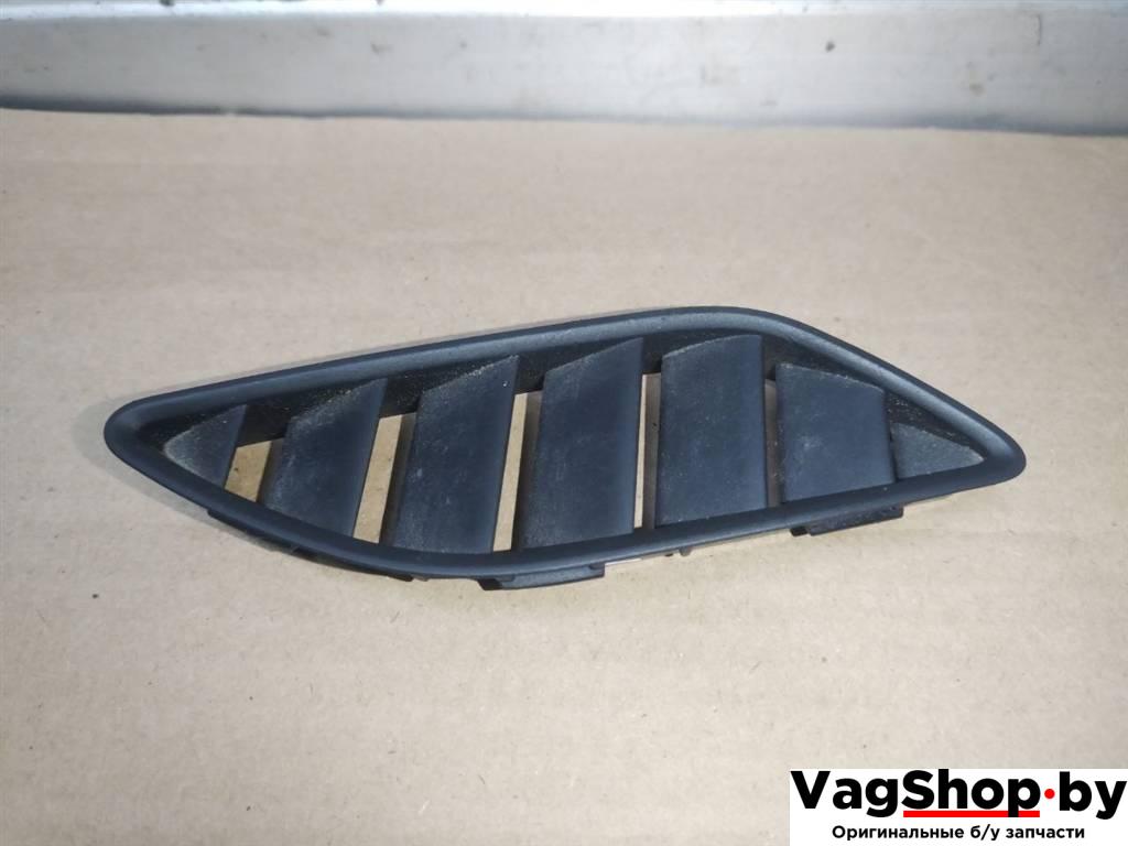 дефлектор обдува салона Audi A4 B8/8K 2010, 2.7 л., TDi, CGK, дизель, МКПП, белый, седан, передний привод, 8K0819794 - фото №1