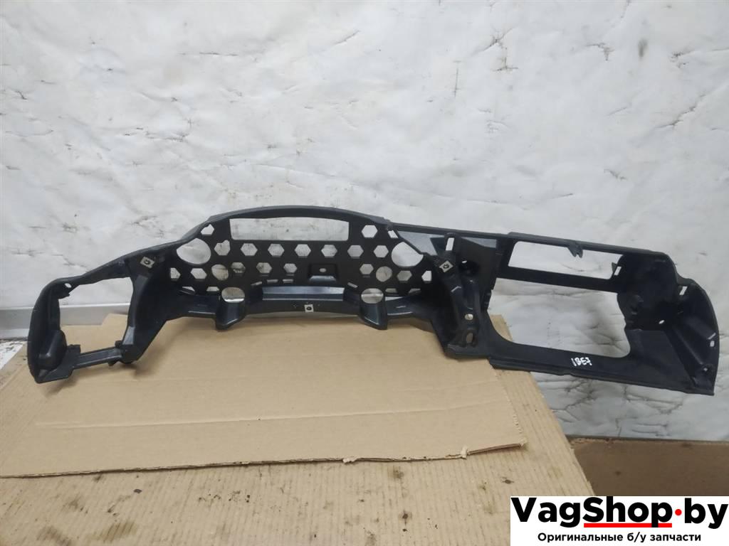 кронштейн (крепление) Audi A4 B8/8K 2010, 2.7 л., TDi, CGK, дизель, МКПП, белый, седан, передний привод, 8T1857735 - фото №1