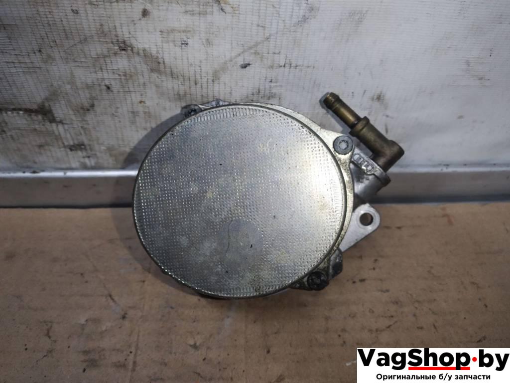 насос вакуумный Audi A4 B8/8K 2010, 2.7 л., TDi, CGK, дизель, МКПП, белый, седан, передний привод, 059145100H - фото №1