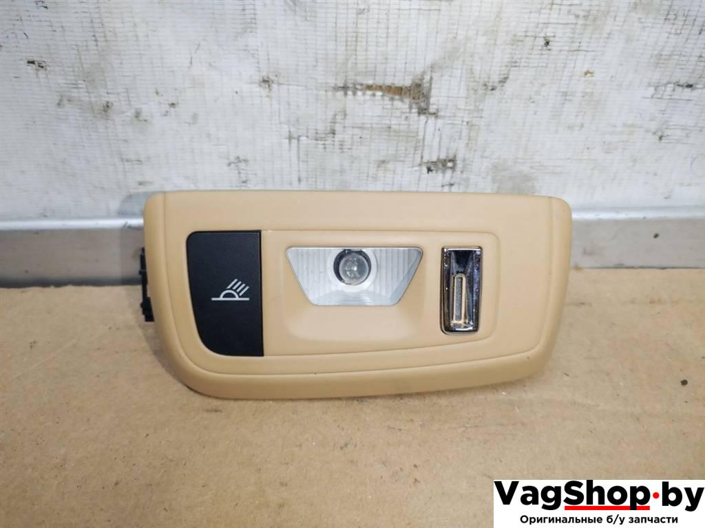 фонарь салона (плафон) Porsche Panamera 970 2011, 3.6 л., i, M 46.40, бензин, АКПП, черный, хетчбэк 5 дв., полный привод, 970632062 - фото №1