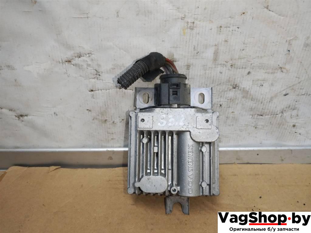 блок управления топливным насосом Porsche Panamera 970 2011, 3.6 л., i, M 46.40, бензин, АКПП, черный, хетчбэк 5 дв., полный привод, 7P0906093 - фото №1