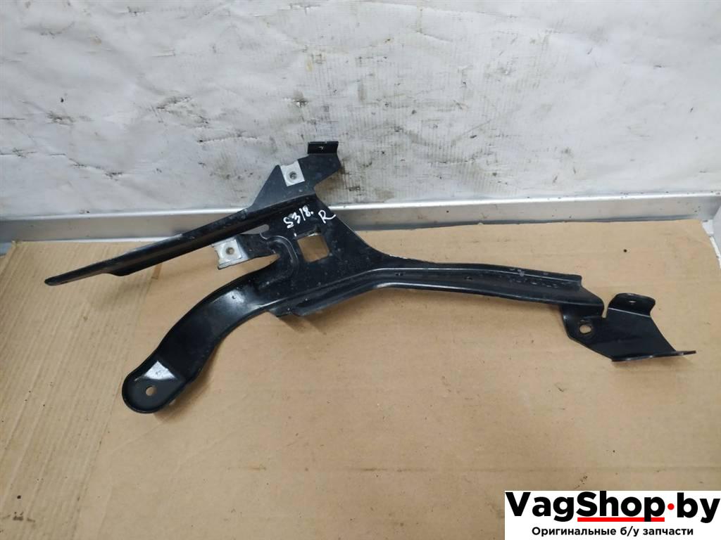 крепление ( кронштейн ) крыла Porsche Panamera 970 2011, 3.6 л., i, M 46.40, бензин, АКПП, черный, хетчбэк 5 дв., полный привод, 97061020200 - фото №1