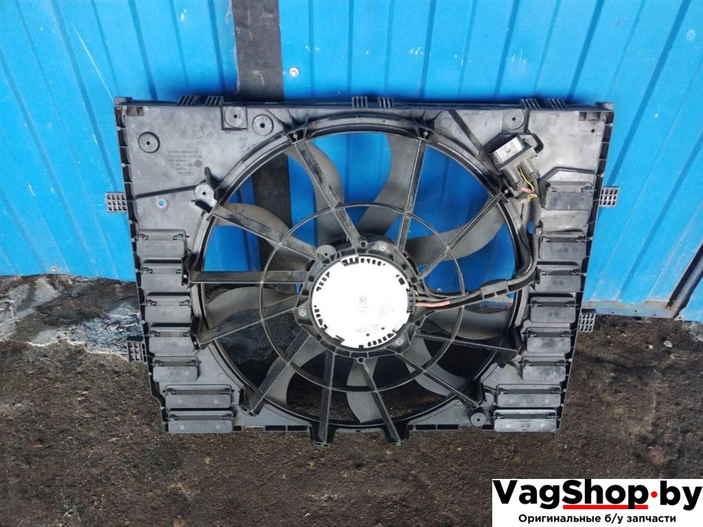 вентилятор радиатора Volkswagen Touareg 2 поколение 2014, 3.6 л., FSI, CGR, бензин, АКПП, синий, внедорожник 5 дв., полный привод, 7P0121207B, 7P0121203H - фото №1