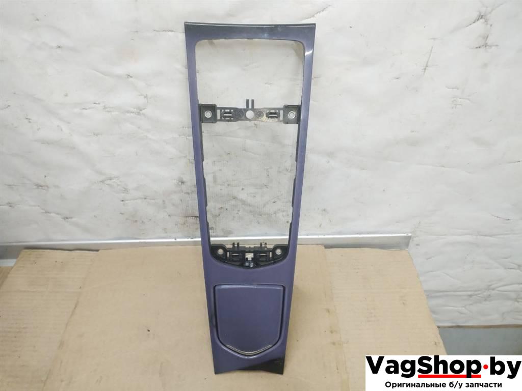 Декоративная накладка центральной консоли Porsche Panamera 970 2011, 3.6 л., i, M 46.40, бензин, АКПП, черный, хетчбэк 5 дв., полный привод, 97055335100, 97055315700 - фото №1