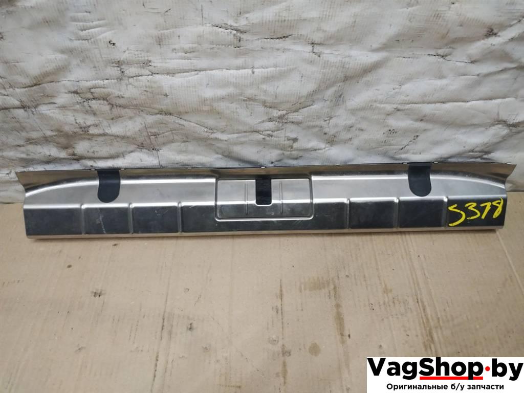 накладка внутренняя на заднюю панель кузова Porsche Panamera 970 2011, 3.6 л., i, M 46.40, бензин, АКПП, черный, хетчбэк 5 дв., полный привод, 97055125301 - фото №1