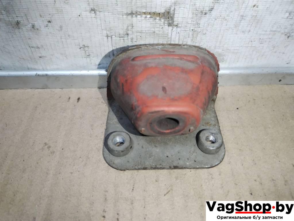 кронштейн глушителя Porsche Cayenne 958 2012, 3.6 л., FSI, M 55.02, бензин, АКПП, черный, внедорожник 5 дв., полный привод, 7L0253144B - фото №1